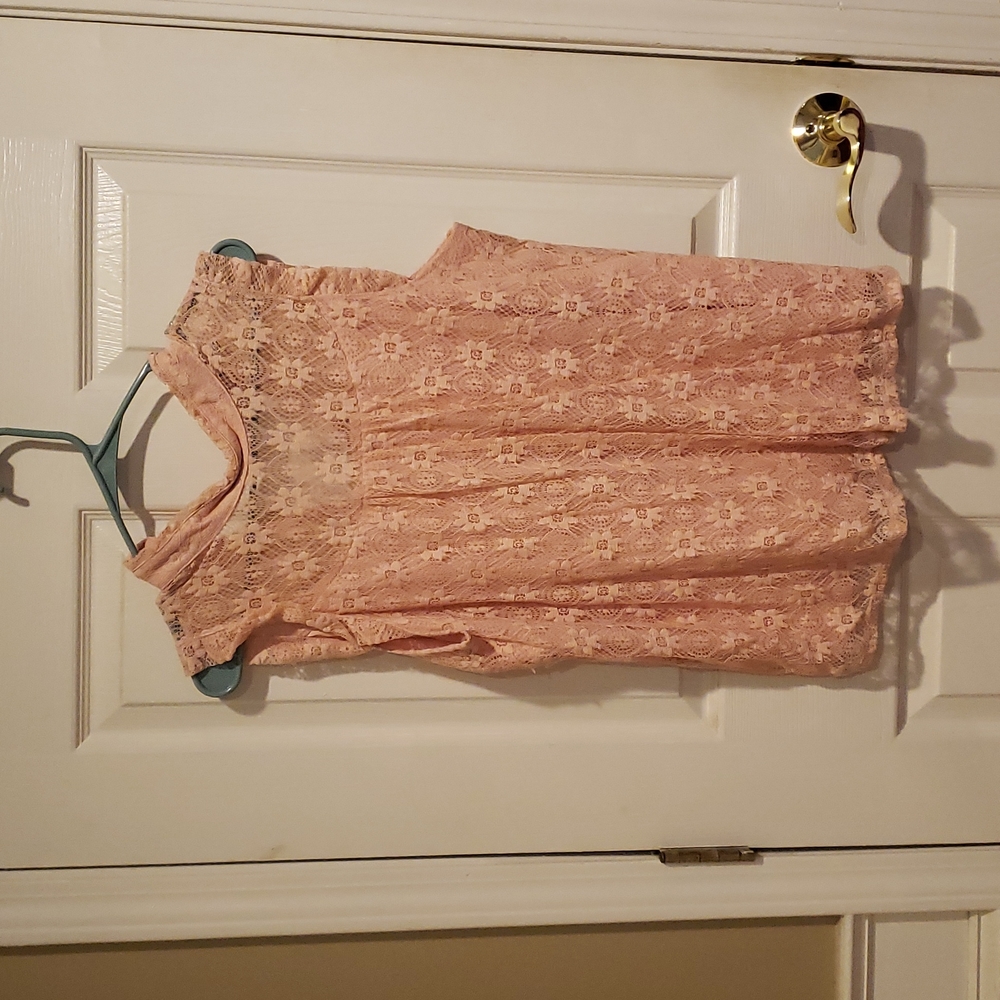 Beautiful pink sleeveless top